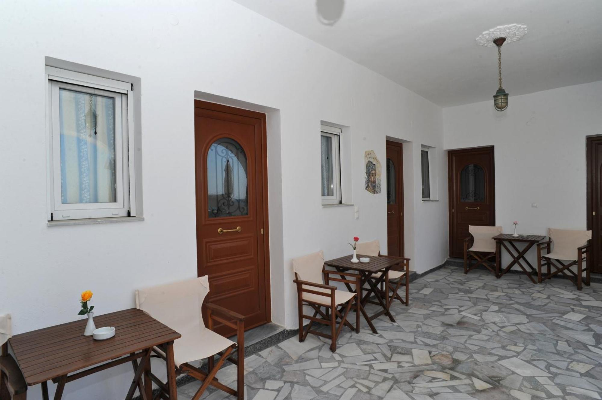 Kionia Apartments Exterior photo